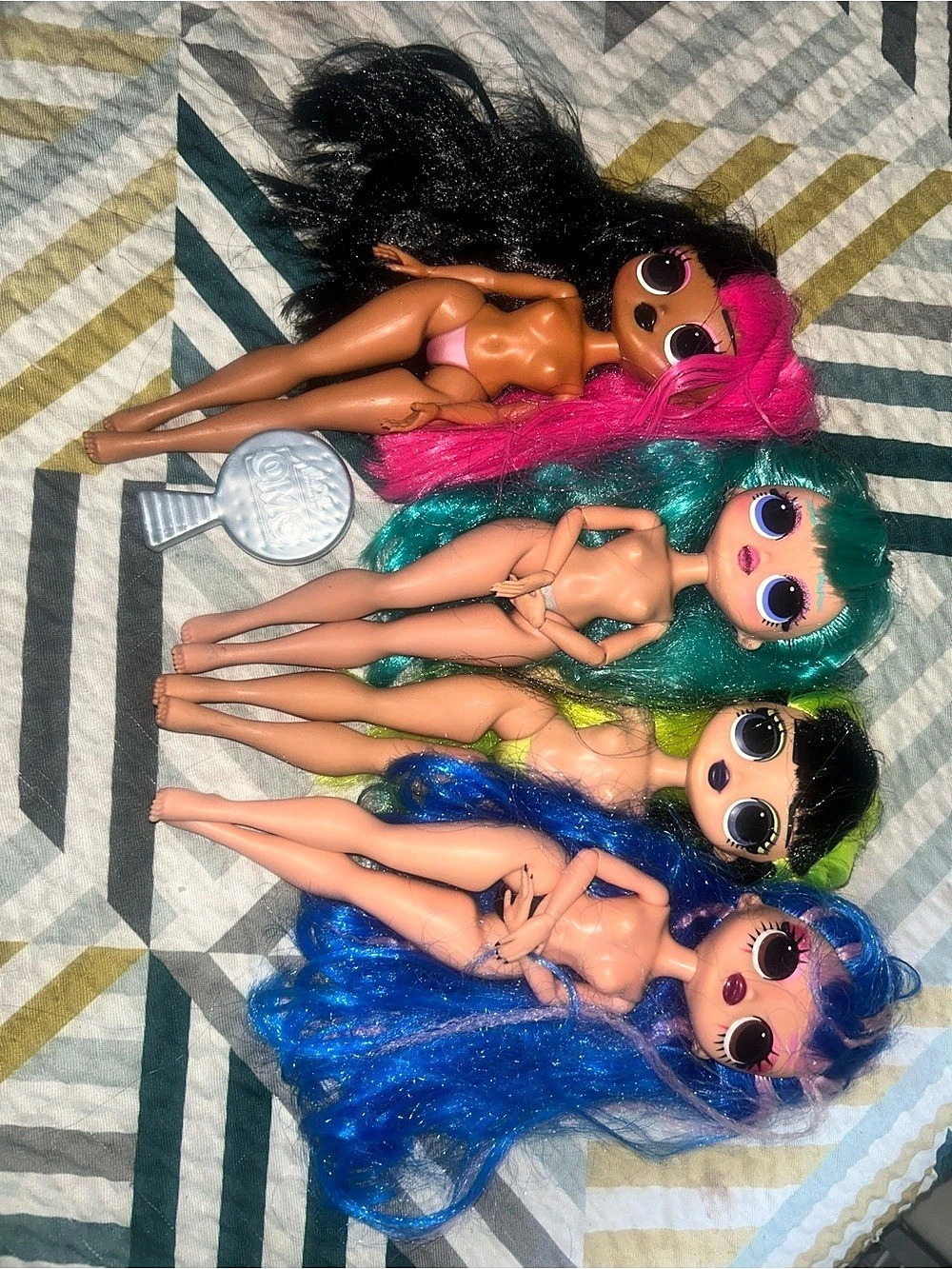 L.O.L. Surprise! O.M.G. Remix Super Surprise Fashion Doll Set (Lot of 4)! O.M.G